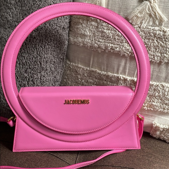 Jacquemes Le Sac Rond bag in pink - Picture 7 of 10